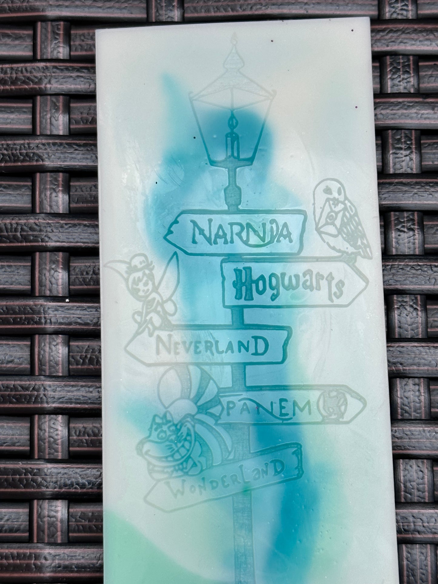 Wax Melt Large Snapbar | Hogwarts | Neverland | Panem | Narnia | Alice in Wonderland