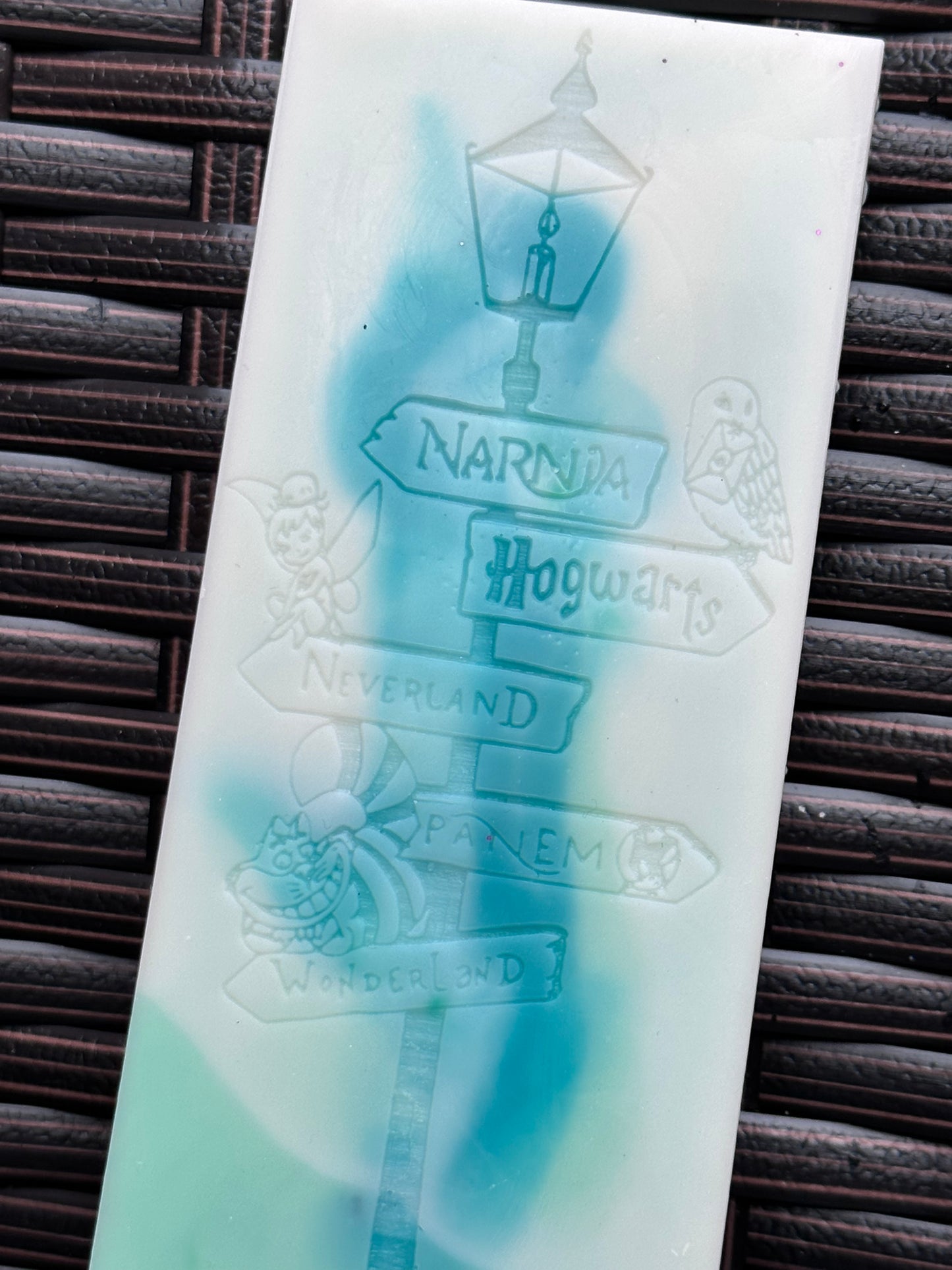 Wax Melt Large Snapbar | Hogwarts | Neverland | Panem | Narnia | Alice in Wonderland